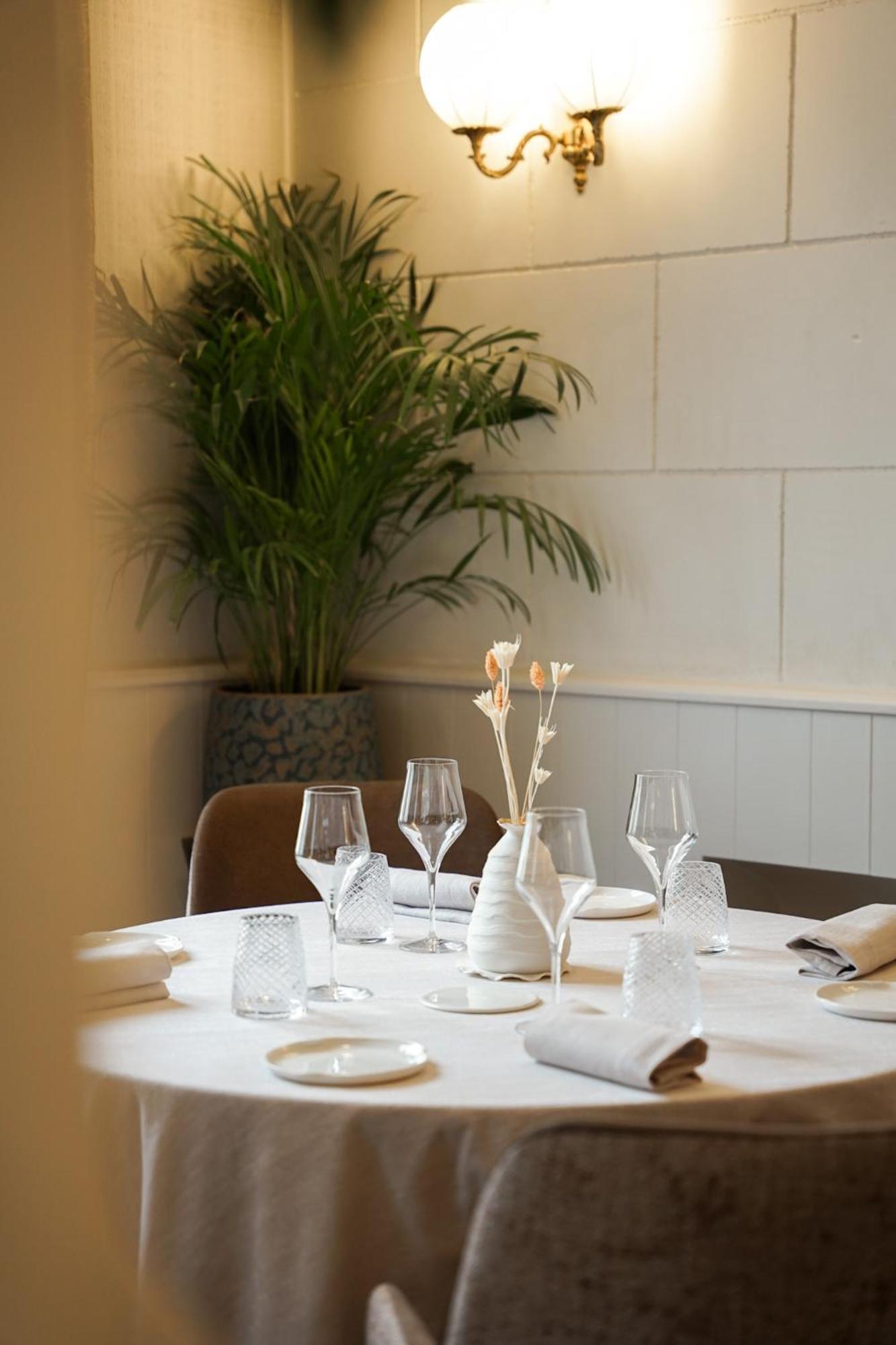 Logis Hotel La Breche - Restaurant Berthelot Амбоаз Екстериор снимка